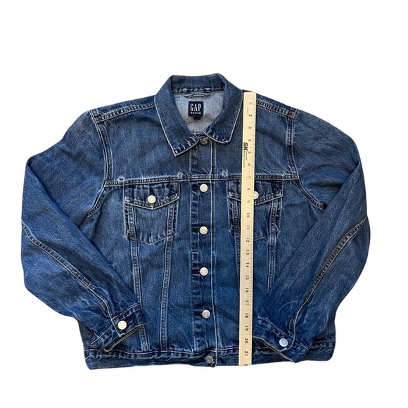 Gap denim slightly distressed button up trucker jacket size Jr’s XL - Picture 3 of 12